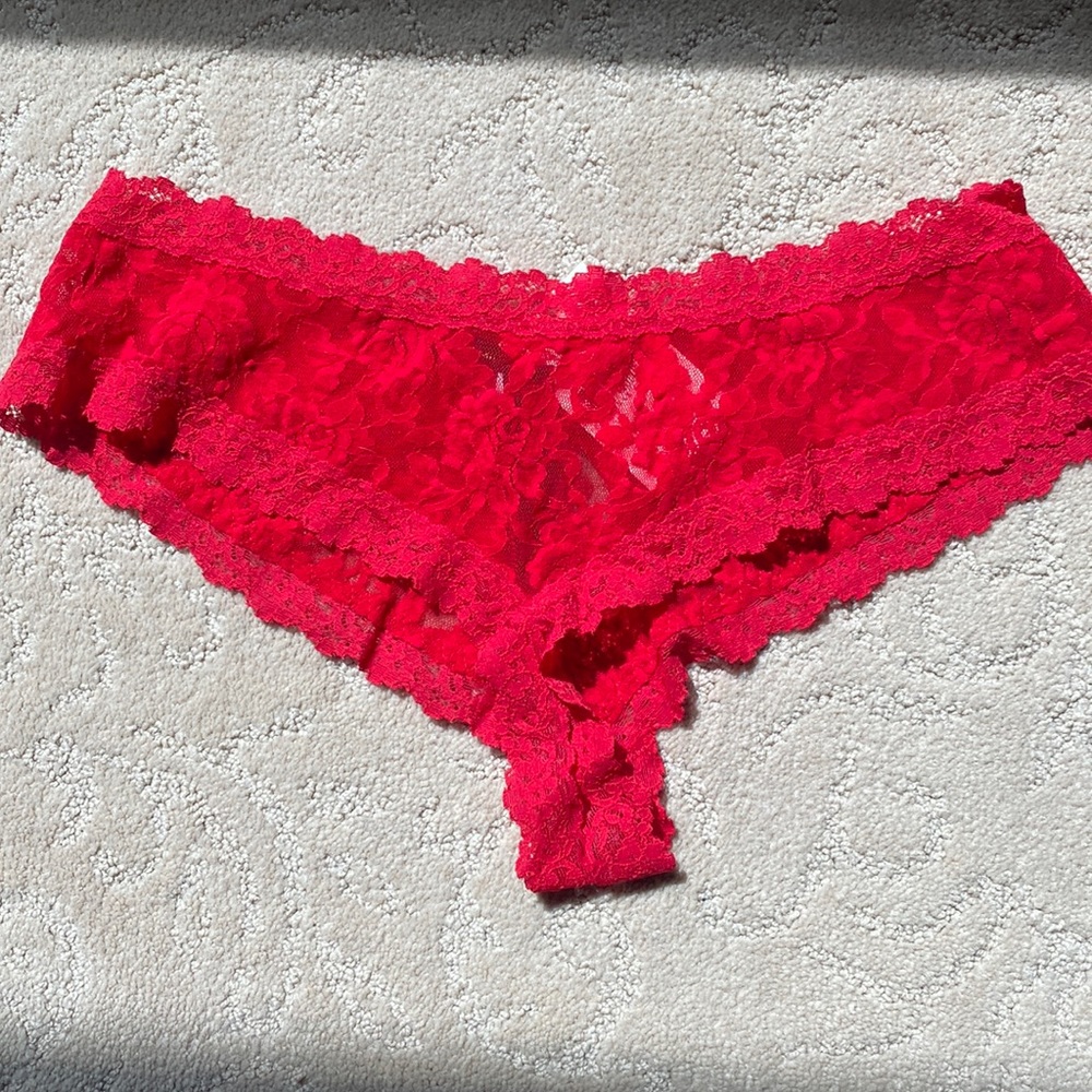 Cheeky open crotch panties